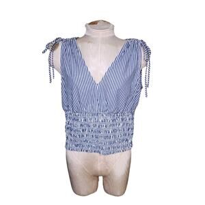 Old Navy Fitted Striped Sleeveless V Neck Tie Shoulder Smocked Women’s Medium